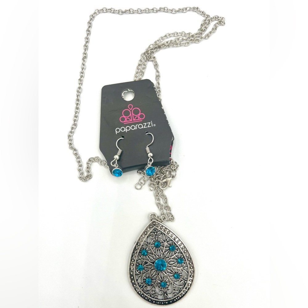 🌟 Paparazzi Necklace & Earring Set